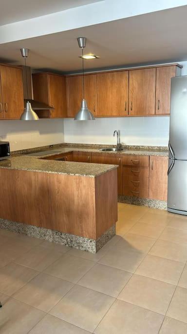 Acogedor Apartamento En La Playa Con Wifi Y Aacc 蒙科法尔 外观 照片