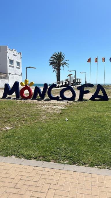 Acogedor Apartamento En La Playa Con Wifi Y Aacc 蒙科法尔 外观 照片